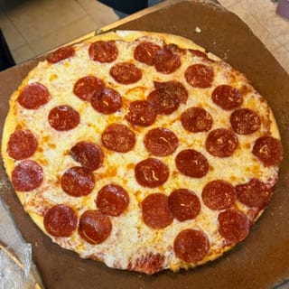 16" Large Pepperoni Pizza